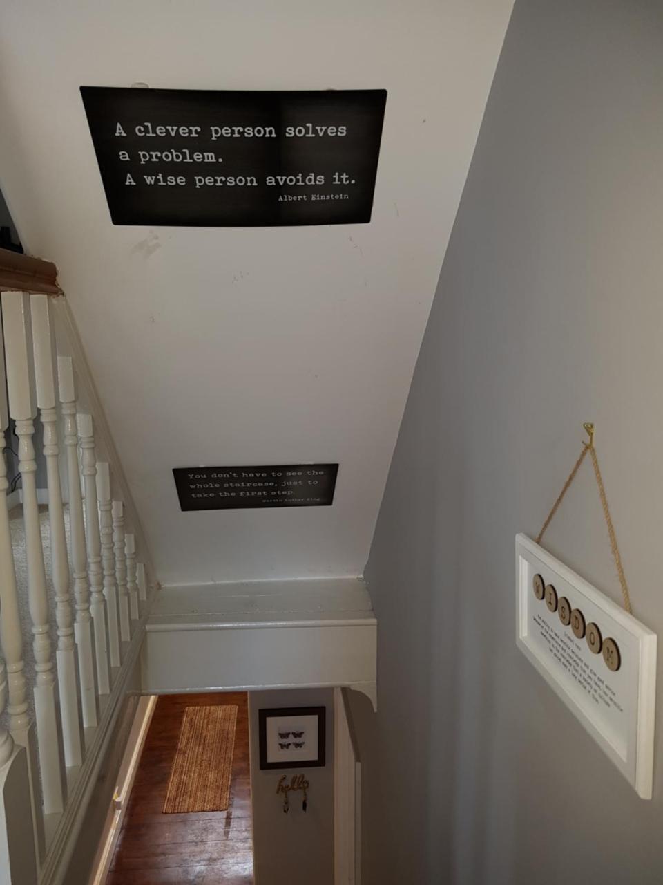 Slough Centre Townhouse With Driveway Parking For Up To Two Cars Lejlighed Eksteriør billede
